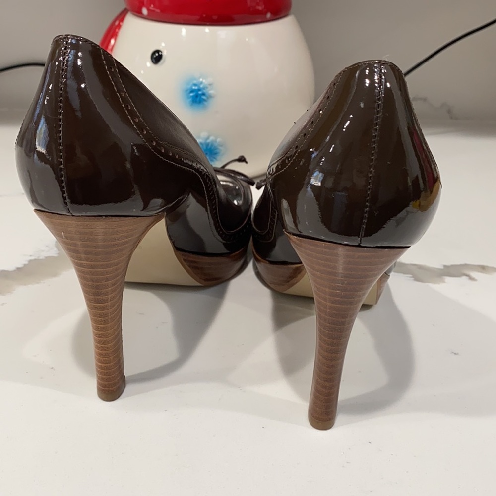 Marc Fisher Vica Oxford Style Pumps - Picture 4 of 11